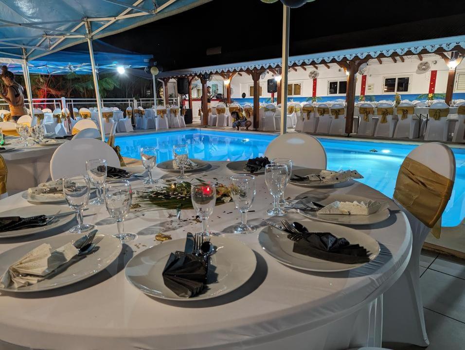 לה מול Les Villas De Boisvin מראה חיצוני תמונה